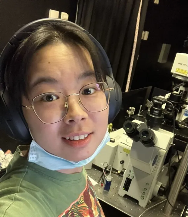 Naixin Prof Pic.jpg